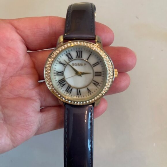 GOSSIP | Gold Accents Women's Watch Blue Patent Leather Band-NEW Battery - Picture 4 of 7